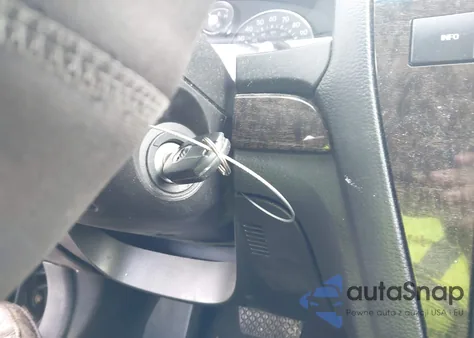 2009 Mercury Milan I4 z USA, uszkodzony, nr VIN 3MEHM07Z79R601428